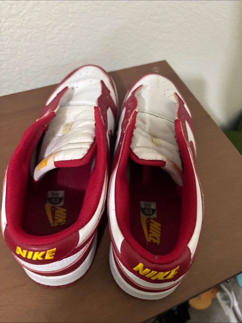 Nike classic low